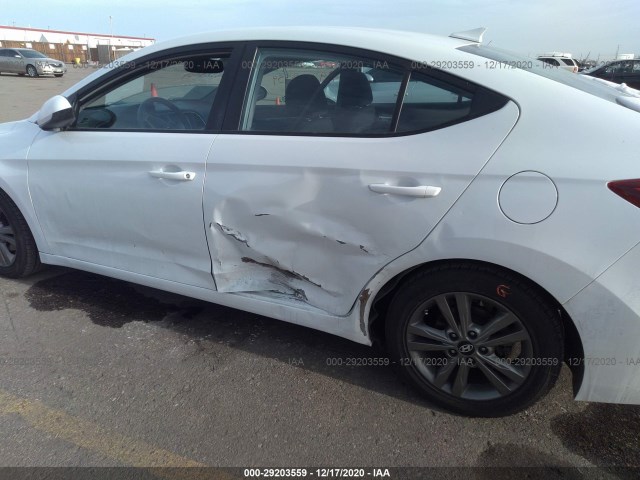 Photo 5 VIN: 5NPD84LF4JH221803 - HYUNDAI ELANTRA 