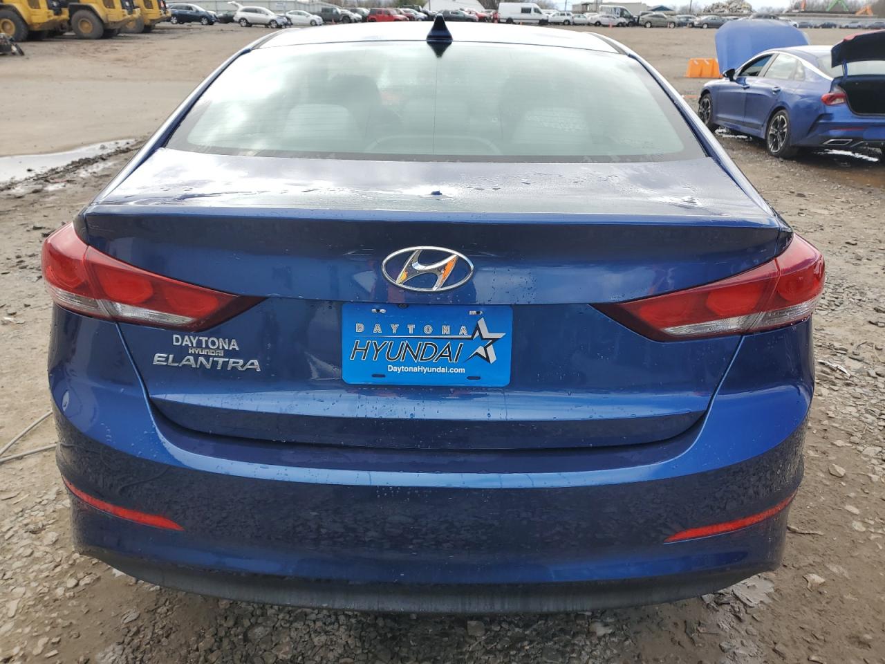 Photo 5 VIN: 5NPD84LF4JH223437 - HYUNDAI ELANTRA 