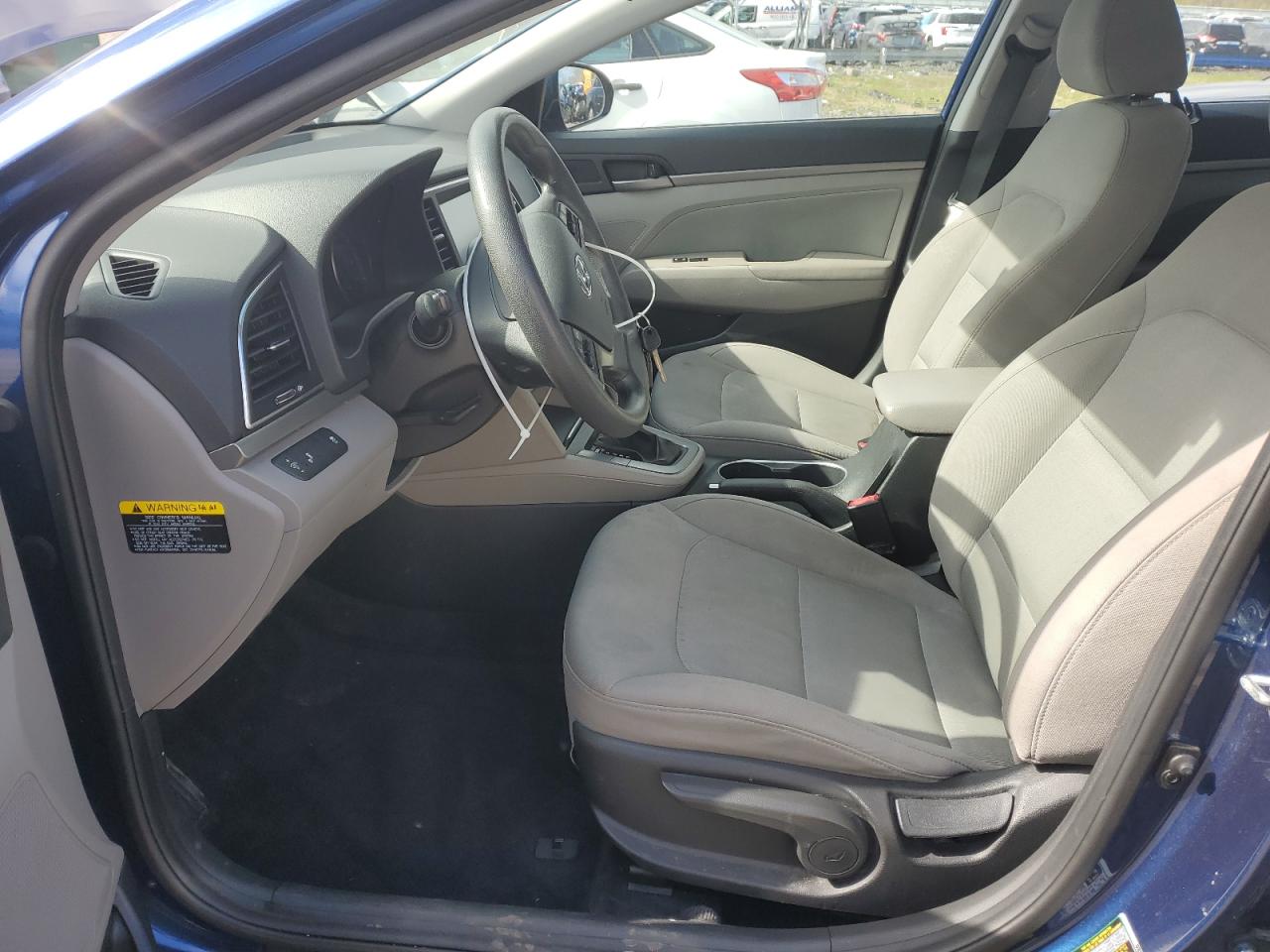 Photo 6 VIN: 5NPD84LF4JH223437 - HYUNDAI ELANTRA 