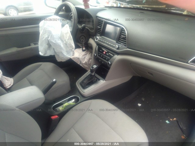 Photo 4 VIN: 5NPD84LF4JH229903 - HYUNDAI ELANTRA 