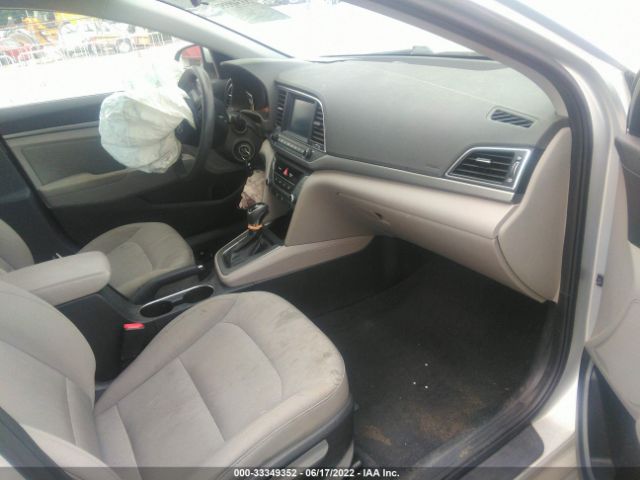 Photo 4 VIN: 5NPD84LF4JH237502 - HYUNDAI ELANTRA 