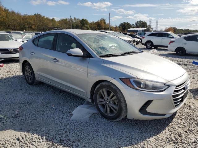 Photo 3 VIN: 5NPD84LF4JH243638 - HYUNDAI ELANTRA 