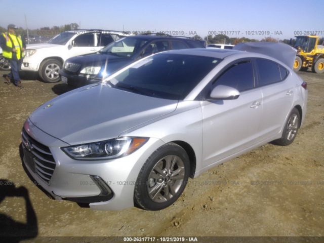 Photo 1 VIN: 5NPD84LF4JH244319 - HYUNDAI ELANTRA 