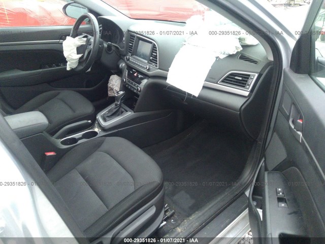 Photo 4 VIN: 5NPD84LF4JH245597 - HYUNDAI ELANTRA 