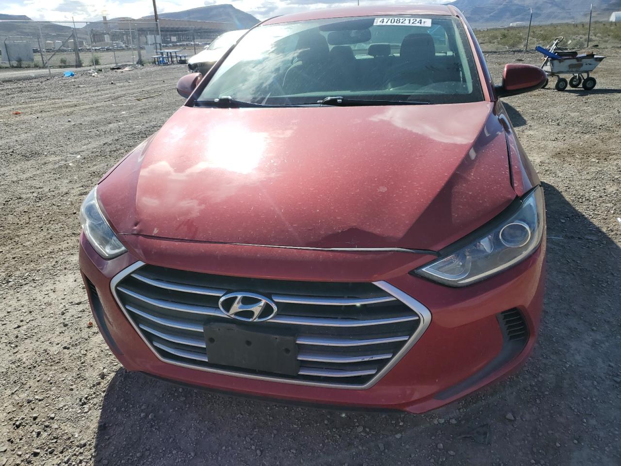 Photo 4 VIN: 5NPD84LF4JH249472 - HYUNDAI ELANTRA 