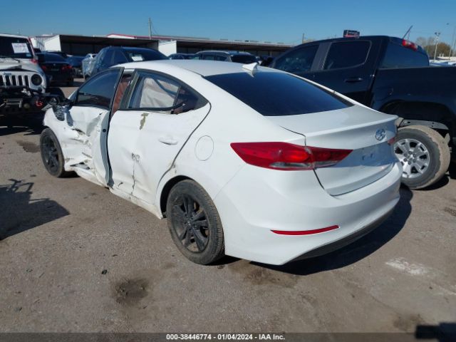 Photo 2 VIN: 5NPD84LF4JH249665 - HYUNDAI ELANTRA 