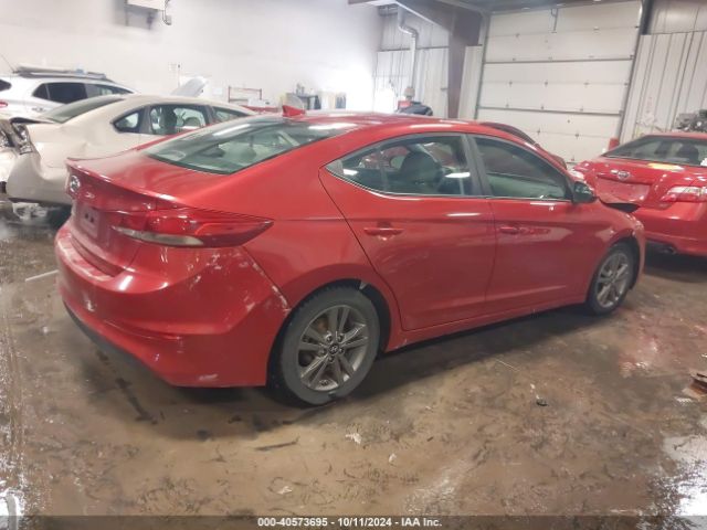 Photo 3 VIN: 5NPD84LF4JH254171 - HYUNDAI ELANTRA 