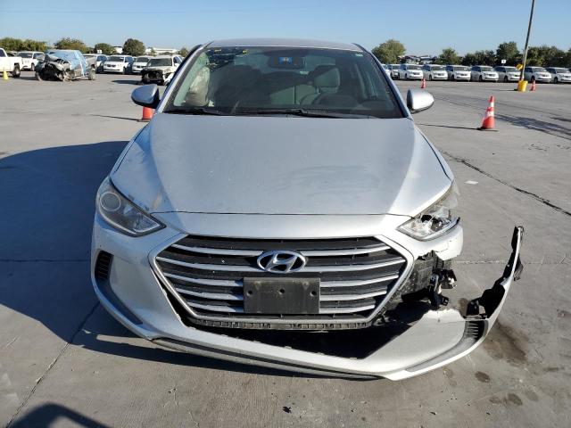 Photo 4 VIN: 5NPD84LF4JH261833 - HYUNDAI ELANTRA SE 