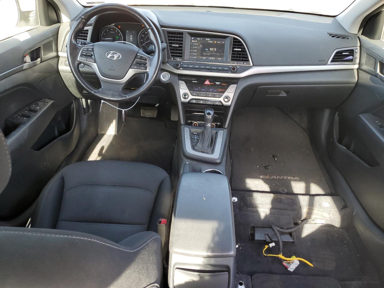 Photo 7 VIN: 5NPD84LF4JH263405 - HYUNDAI ELANTRA 