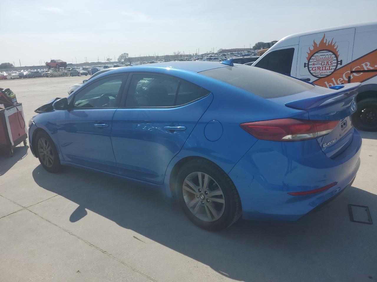 Photo 1 VIN: 5NPD84LF4JH275442 - HYUNDAI ELANTRA 