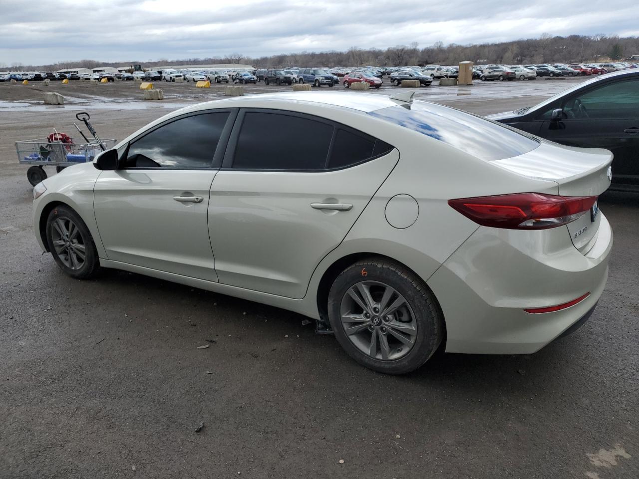 Photo 1 VIN: 5NPD84LF4JH285405 - HYUNDAI ELANTRA 