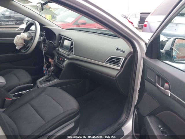 Photo 4 VIN: 5NPD84LF4JH286439 - HYUNDAI ELANTRA 