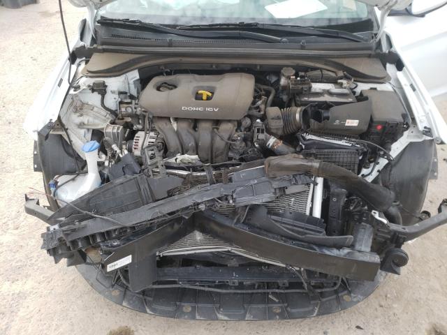 Photo 6 VIN: 5NPD84LF4JH291205 - HYUNDAI ELANTRA SE 