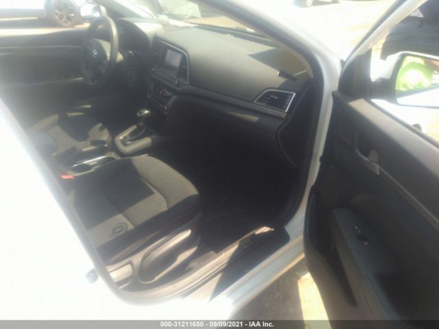 Photo 4 VIN: 5NPD84LF4JH296047 - HYUNDAI ELANTRA 