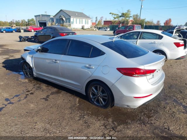 Photo 2 VIN: 5NPD84LF4JH298607 - HYUNDAI ELANTRA 