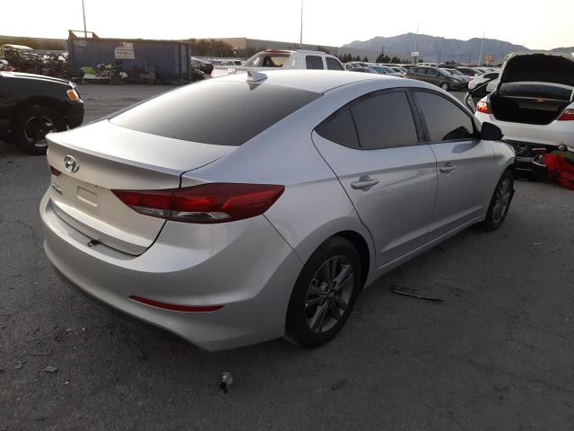 Photo 3 VIN: 5NPD84LF4JH299269 - HYUNDAI ELANTRA SE 