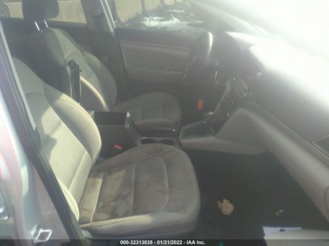 Photo 4 VIN: 5NPD84LF4JH305071 - HYUNDAI ELANTRA 