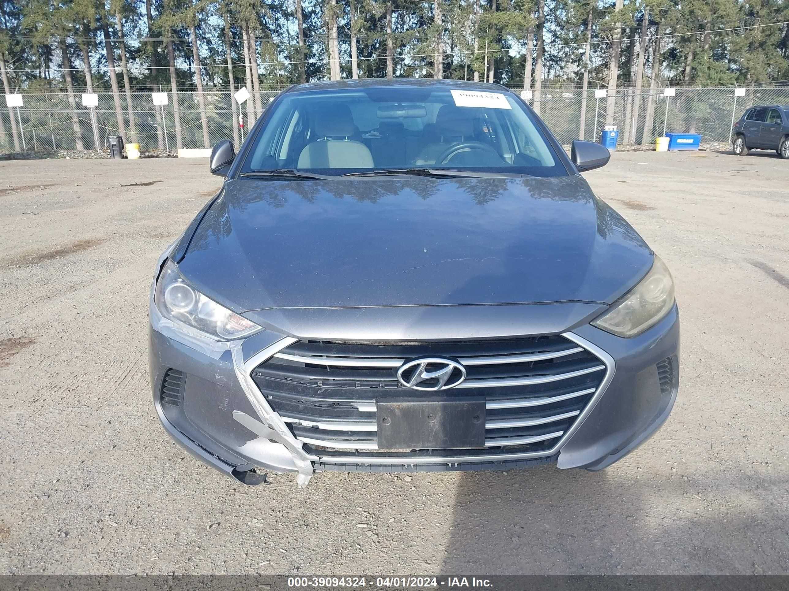 Photo 11 VIN: 5NPD84LF4JH306060 - HYUNDAI ELANTRA 