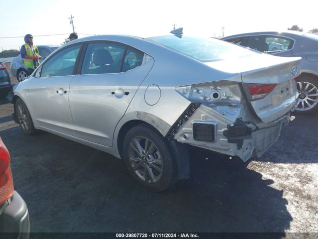 Photo 2 VIN: 5NPD84LF4JH307371 - HYUNDAI ELANTRA 