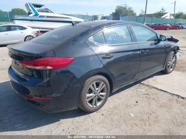 Photo 3 VIN: 5NPD84LF4JH307483 - HYUNDAI ELANTRA 