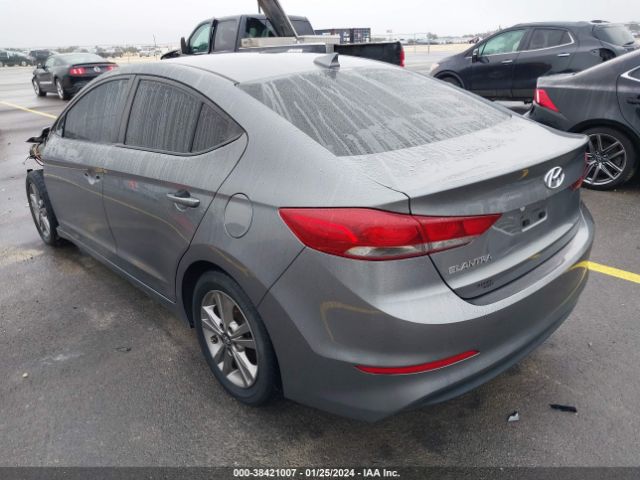 Photo 2 VIN: 5NPD84LF4JH312554 - HYUNDAI ELANTRA 