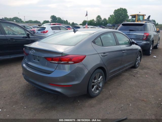 Photo 3 VIN: 5NPD84LF4JH313168 - HYUNDAI ELANTRA 