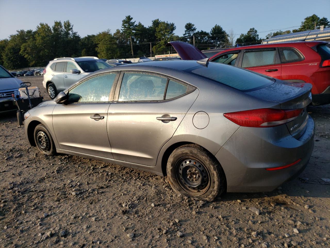 Photo 1 VIN: 5NPD84LF4JH313171 - HYUNDAI ELANTRA 