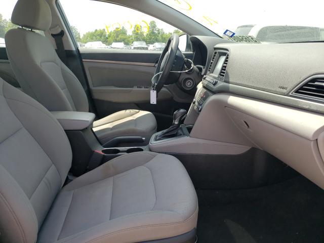 Photo 4 VIN: 5NPD84LF4JH316670 - HYUNDAI ELANTRA SE 