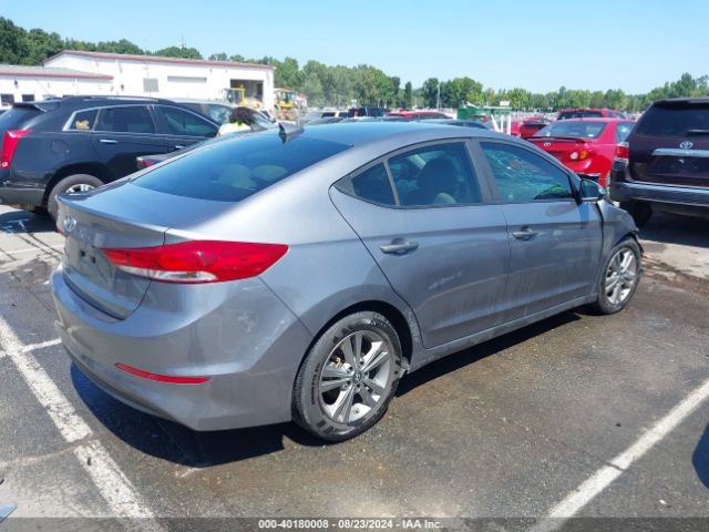 Photo 3 VIN: 5NPD84LF4JH322310 - HYUNDAI ELANTRA 