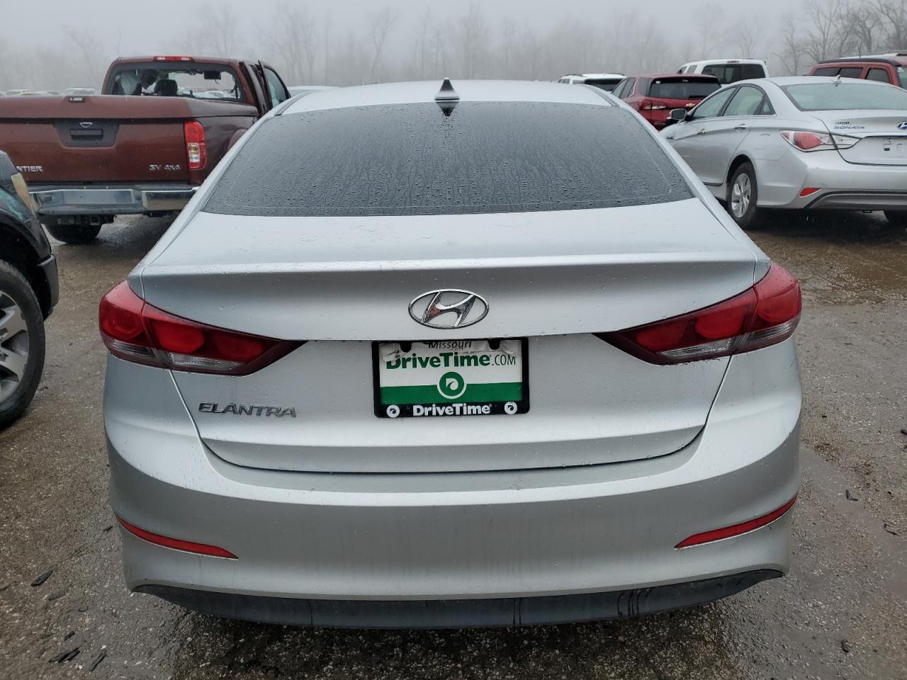 Photo 5 VIN: 5NPD84LF4JH326051 - HYUNDAI ELANTRA 