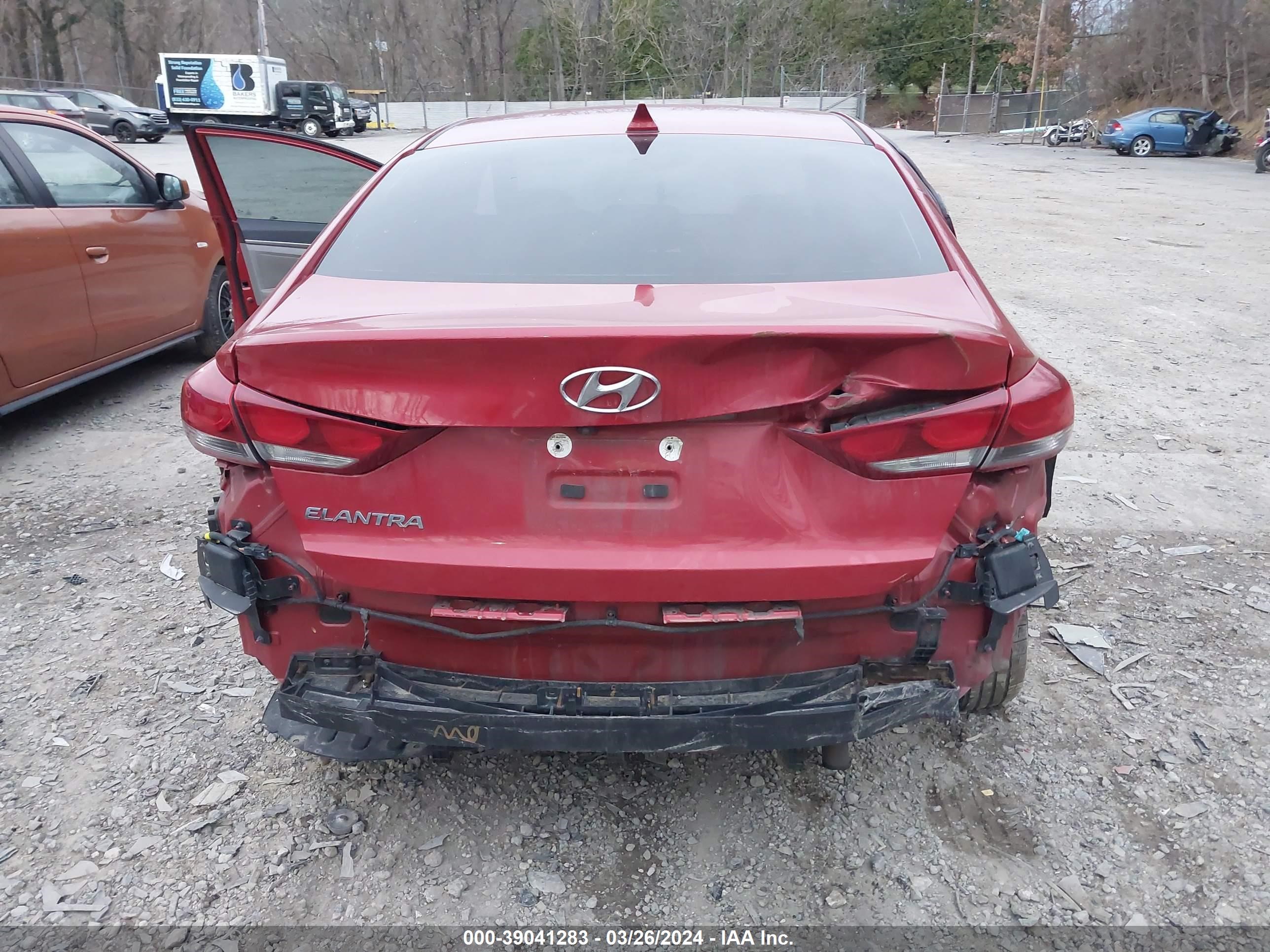 Photo 20 VIN: 5NPD84LF4JH328835 - HYUNDAI ELANTRA 