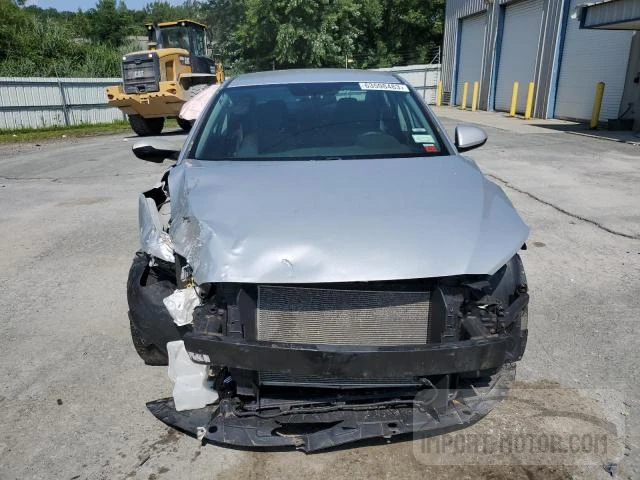 Photo 4 VIN: 5NPD84LF4JH337471 - HYUNDAI ELANTRA 