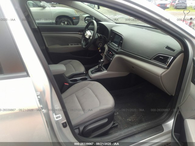 Photo 4 VIN: 5NPD84LF4JH364136 - HYUNDAI ELANTRA 