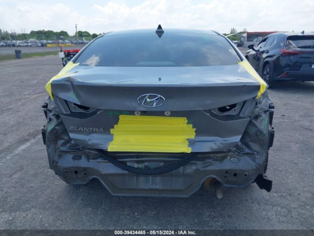 Photo 5 VIN: 5NPD84LF4JH371538 - HYUNDAI ELANTRA 