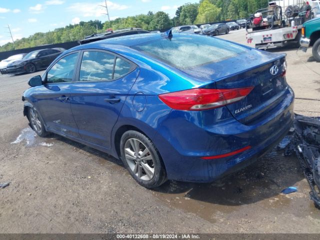 Photo 2 VIN: 5NPD84LF4JH379901 - HYUNDAI ELANTRA 