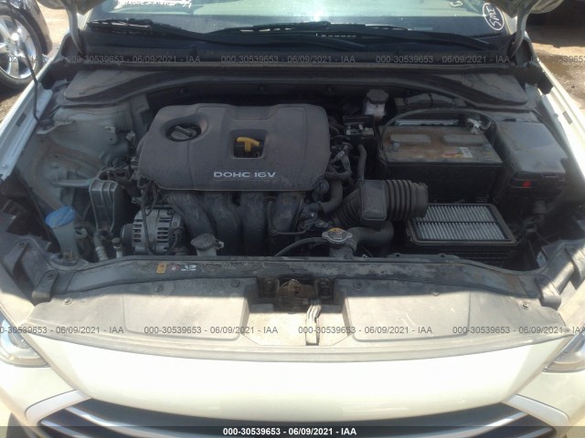 Photo 9 VIN: 5NPD84LF4JH383401 - HYUNDAI ELANTRA 