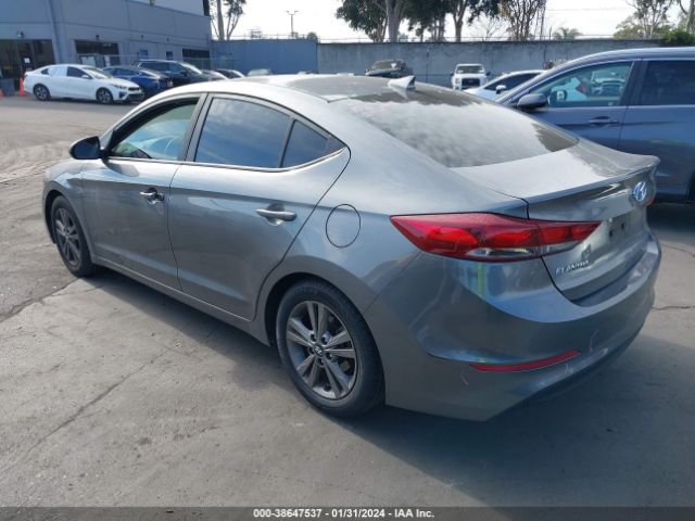 Photo 2 VIN: 5NPD84LF4JH393989 - HYUNDAI ELANTRA 