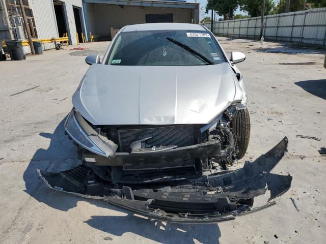 Photo 4 VIN: 5NPD84LF4KH412042 - HYUNDAI ELANTRA 