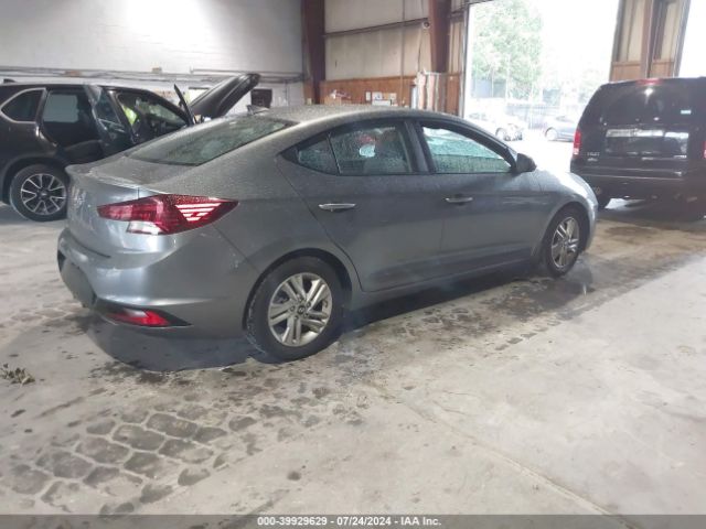 Photo 3 VIN: 5NPD84LF4KH422859 - HYUNDAI ELANTRA 