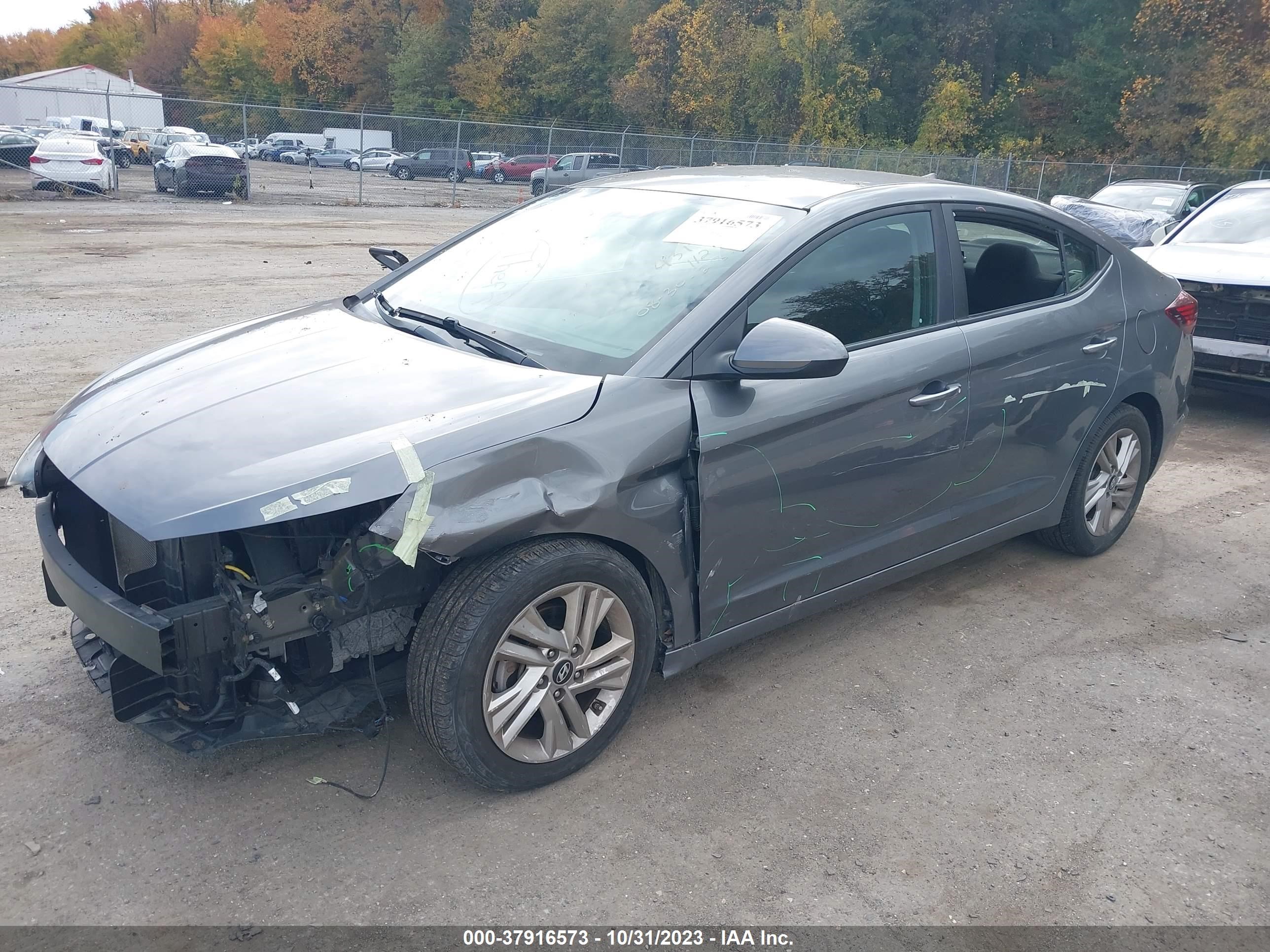 Photo 1 VIN: 5NPD84LF4KH428001 - HYUNDAI ELANTRA 