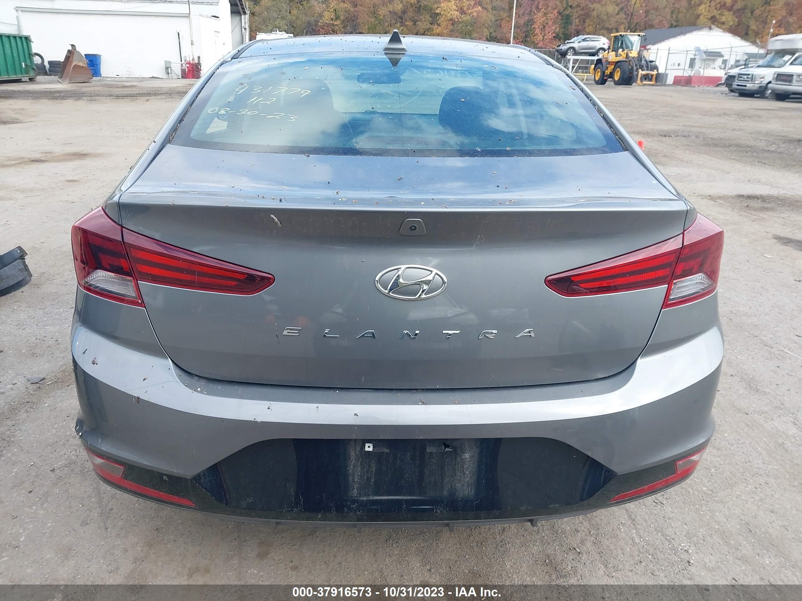 Photo 15 VIN: 5NPD84LF4KH428001 - HYUNDAI ELANTRA 