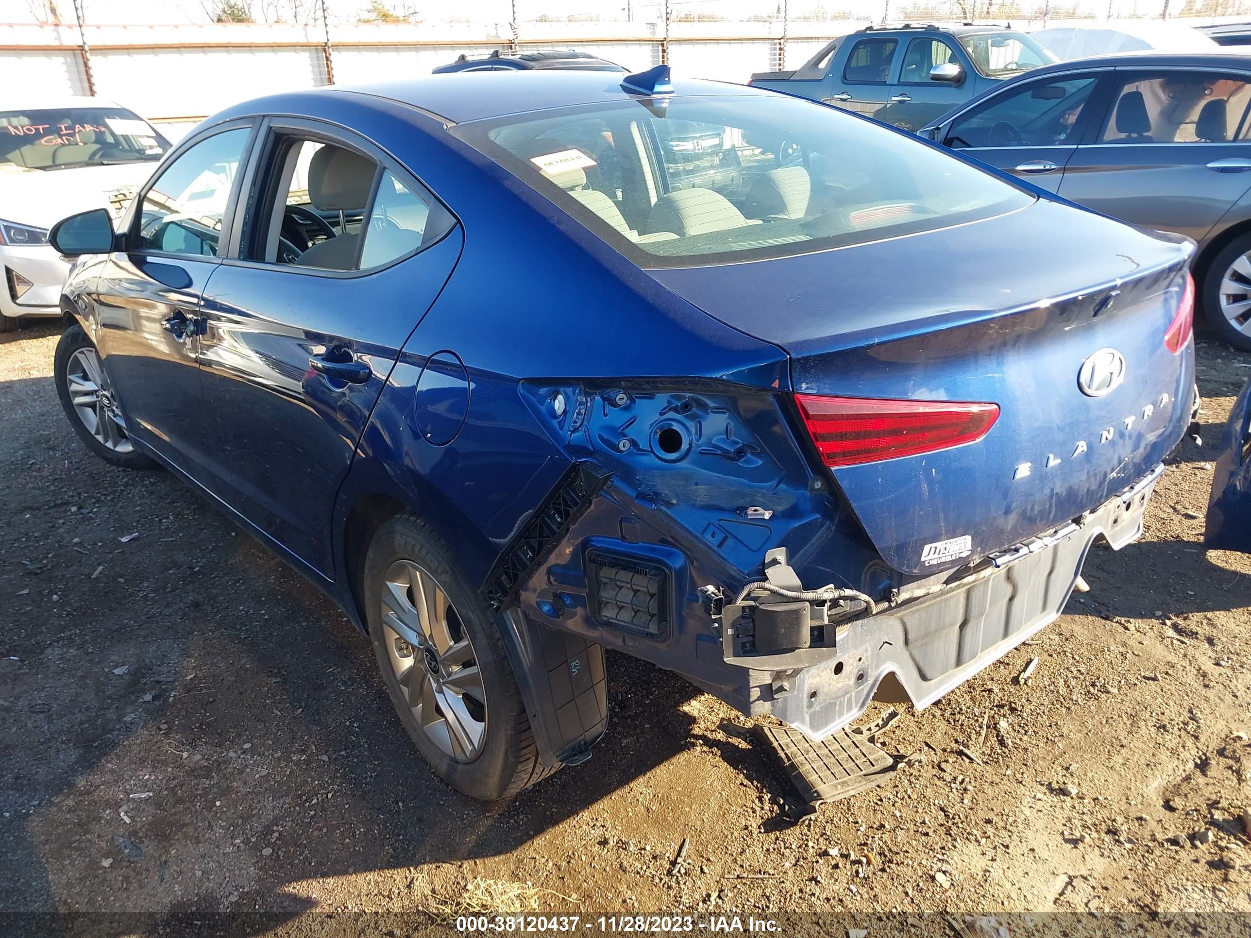 Photo 2 VIN: 5NPD84LF4KH436213 - HYUNDAI ELANTRA 