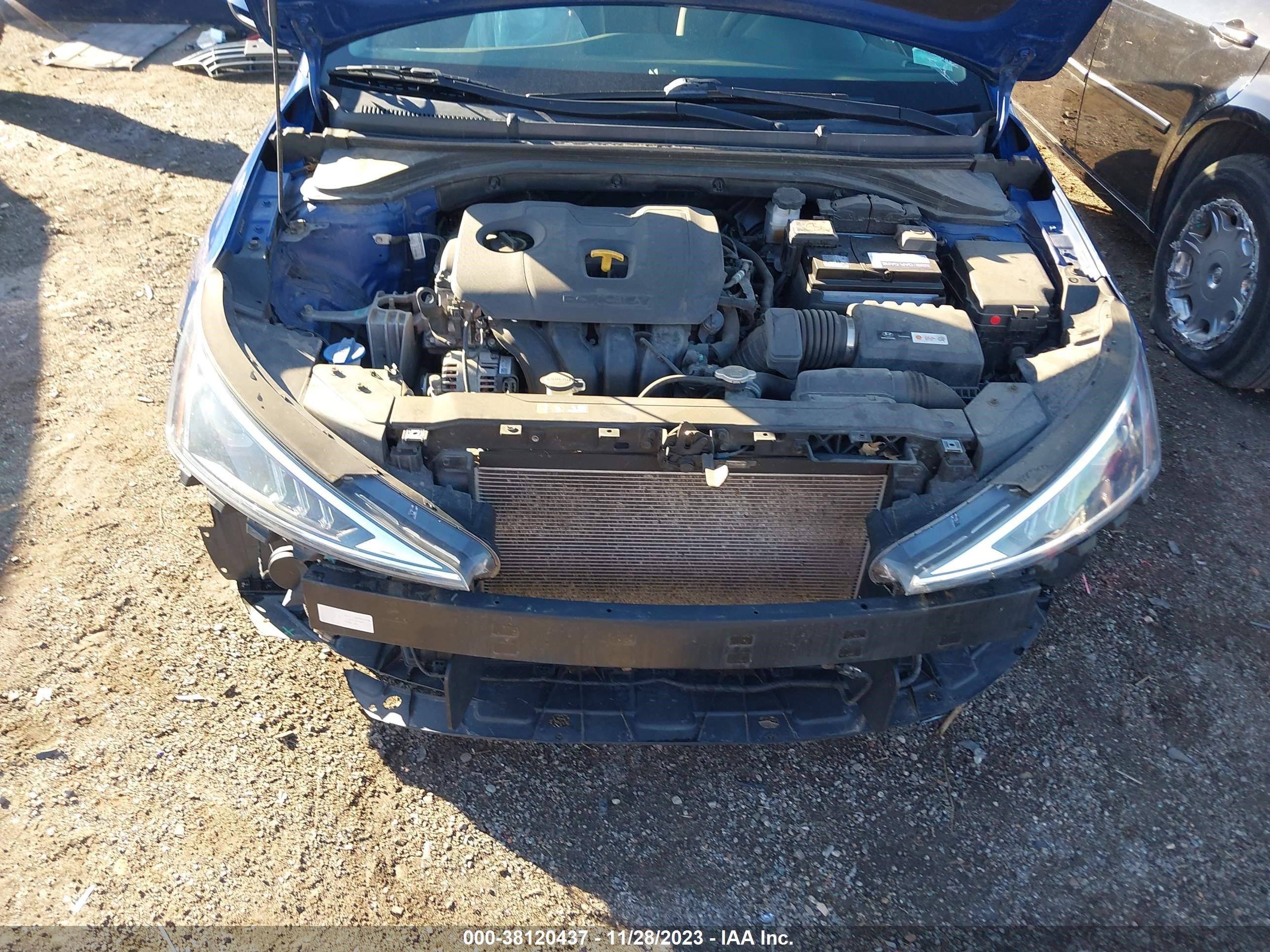 Photo 9 VIN: 5NPD84LF4KH436213 - HYUNDAI ELANTRA 