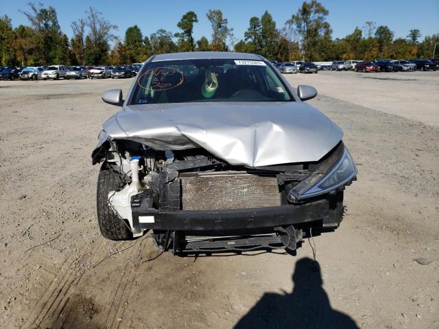 Photo 4 VIN: 5NPD84LF4KH447115 - HYUNDAI ELANTRA 