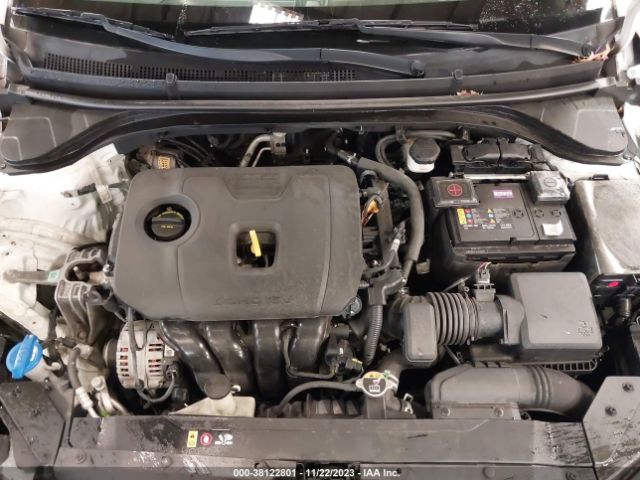 Photo 9 VIN: 5NPD84LF4LH520310 - HYUNDAI ELANTRA 