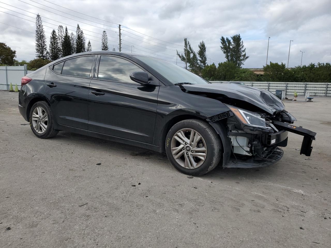 Photo 3 VIN: 5NPD84LF4LH530867 - HYUNDAI ELANTRA 