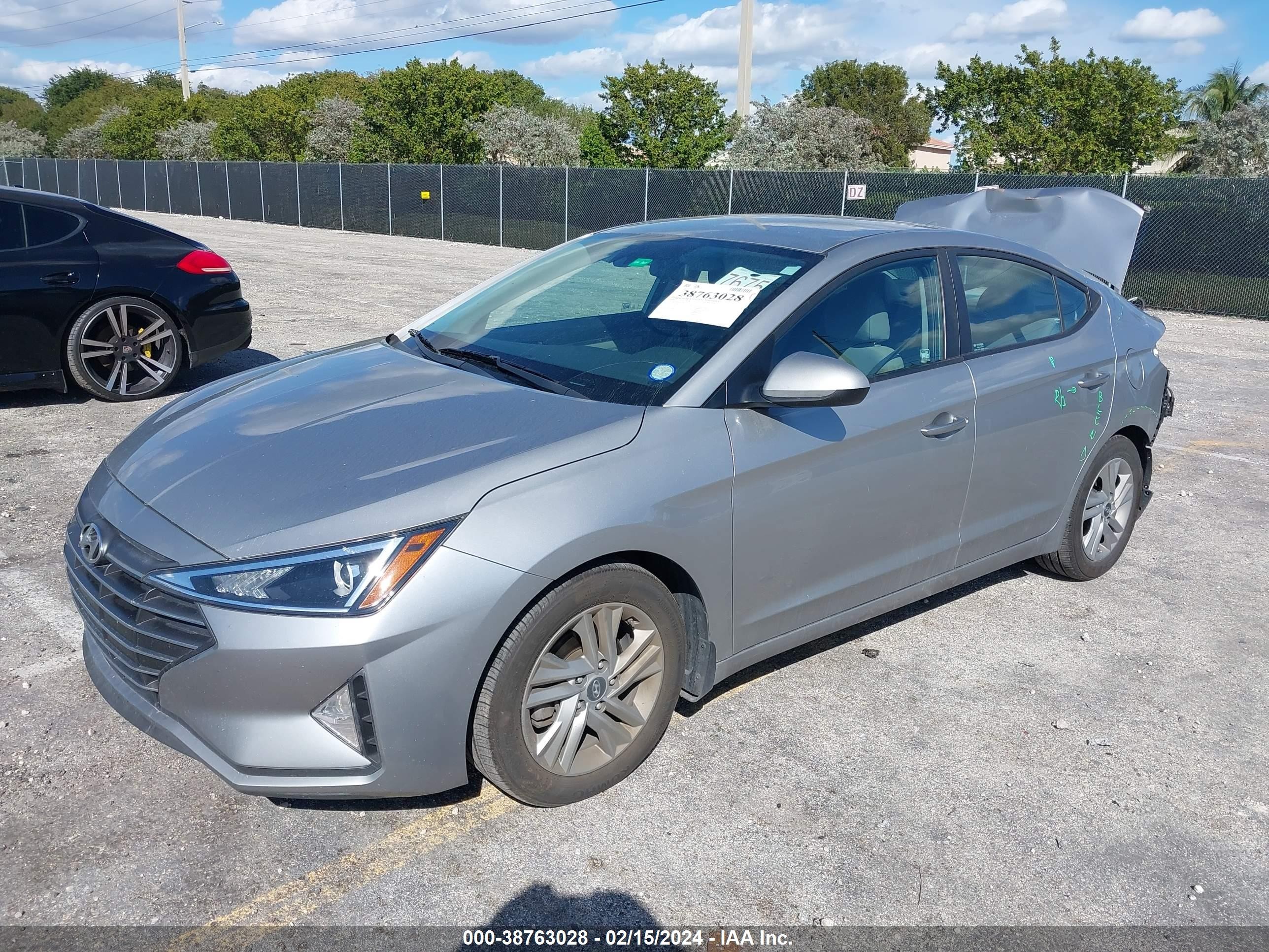 Photo 1 VIN: 5NPD84LF4LH611321 - HYUNDAI ELANTRA 