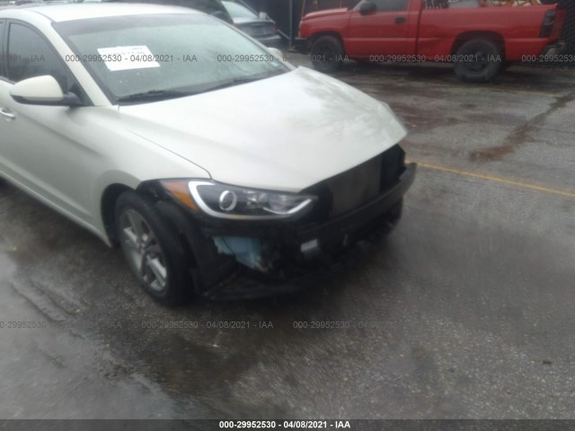 Photo 5 VIN: 5NPD84LF5HH000284 - HYUNDAI ELANTRA 