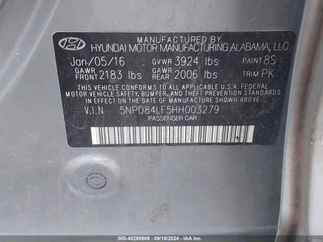 Photo 8 VIN: 5NPD84LF5HH003279 - HYUNDAI ELANTRA 