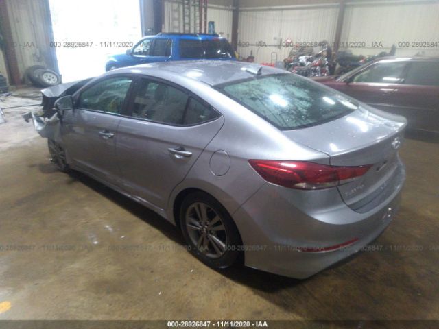 Photo 2 VIN: 5NPD84LF5HH007641 - HYUNDAI ELANTRA 